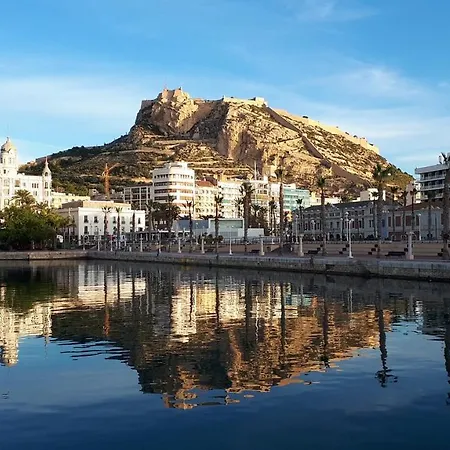 Apartment En Alicante La Casa Azul *